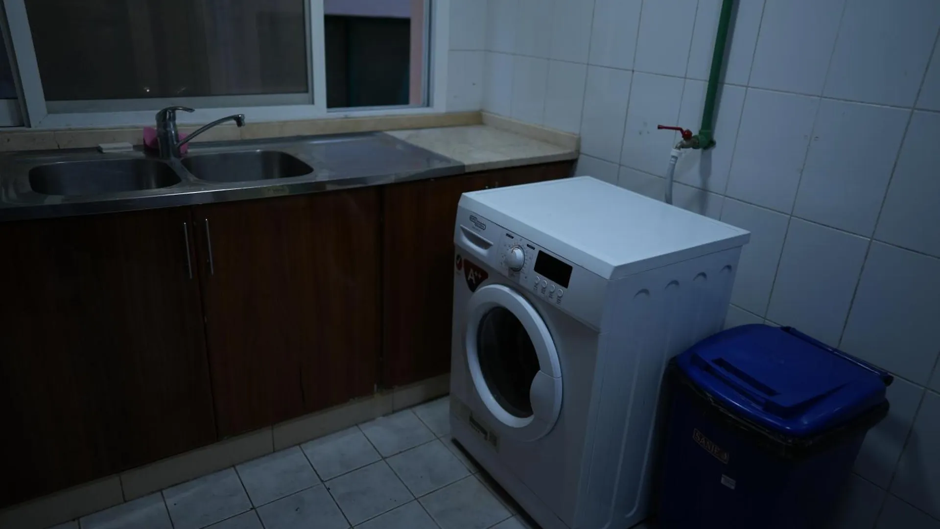 Furnished Studio Apartment Next To Burjuman Metro Exit-4 Dubái 0*,  Emiratos Árabes Unidos